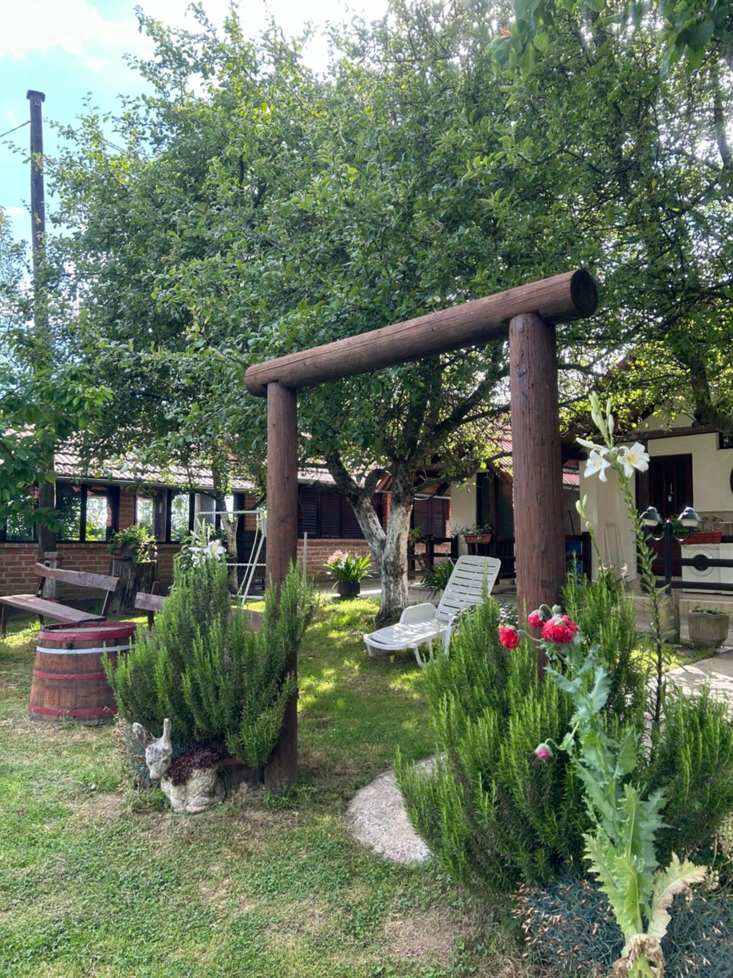 Camping Lukac Kutina Exteriör bild