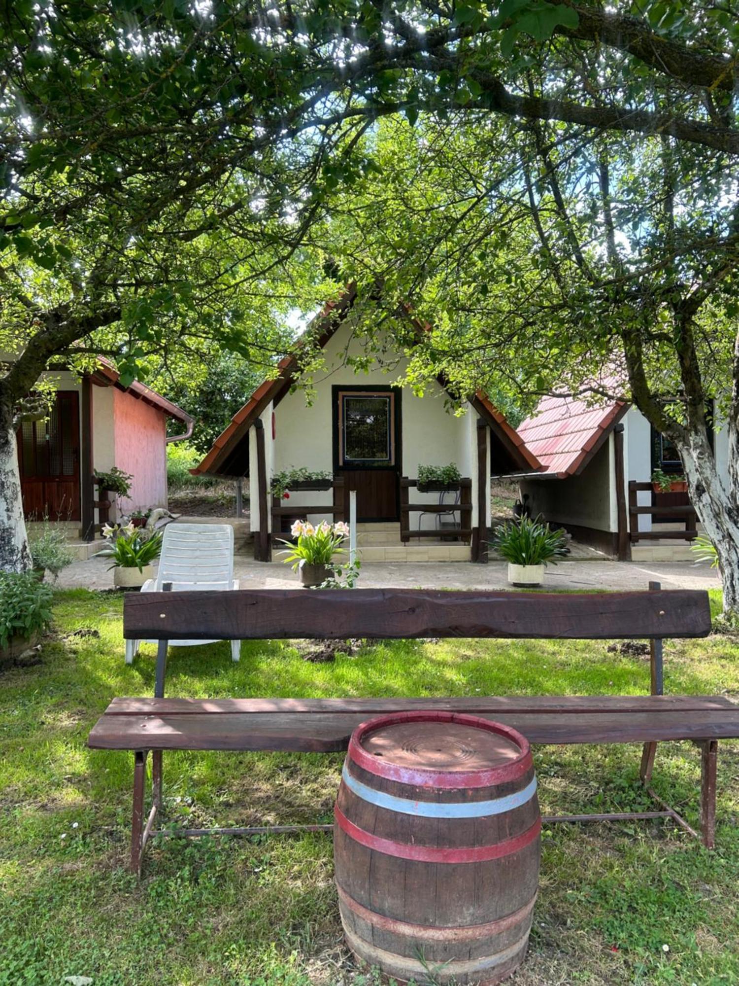 Camping Lukac Kutina Exteriör bild